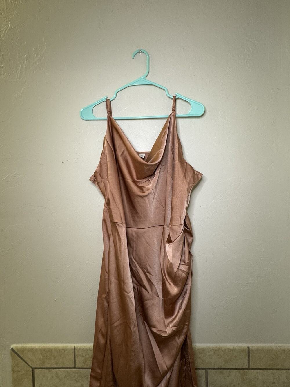NWOT Floerns Women Plus Sz Satin Spaghetti Strap Cowl Neck Wrap Party Dress 2XL